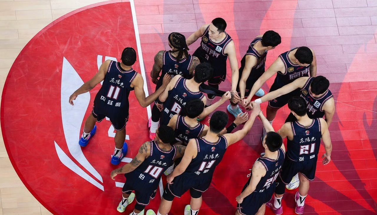 C罗欧国联夺冠落泪 C罗欧国联夺冠落泪