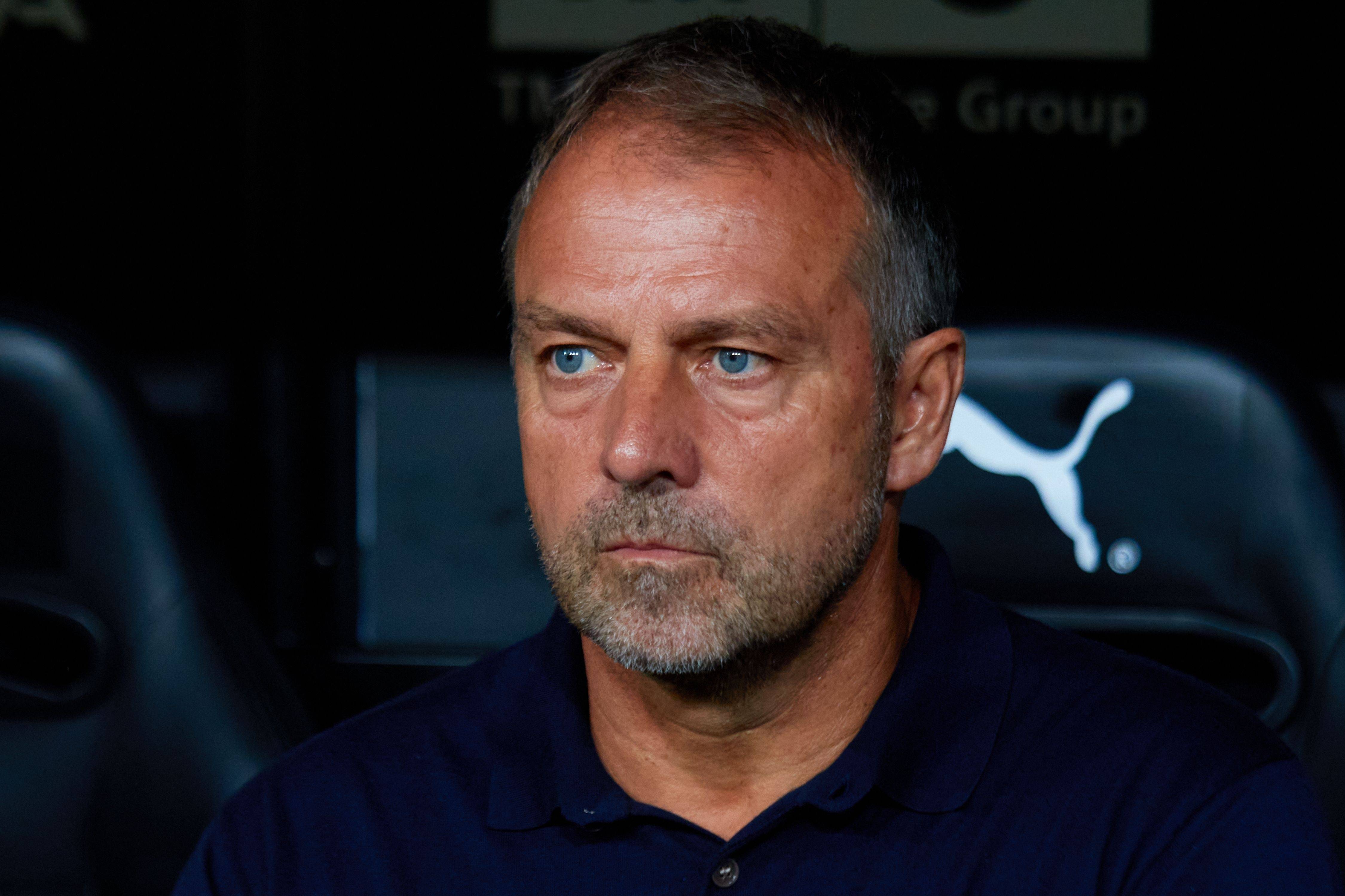 冲刺阶段西甲传出新动向；深圳队复出首秀；高层表态：震撼外界；资深球员宣示担当的简单介绍